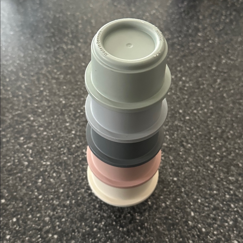 Multi-Color Storage Container Set - Picture 5 of 5